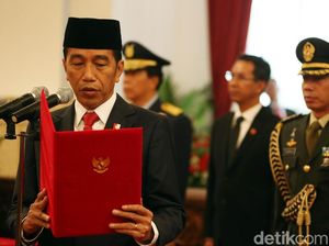 Jokowi Akan Lantik Andika Sebagai Panglima TNI Besok Jokowi Akan Lantik Andika Sebagai Panglima TNI Besok