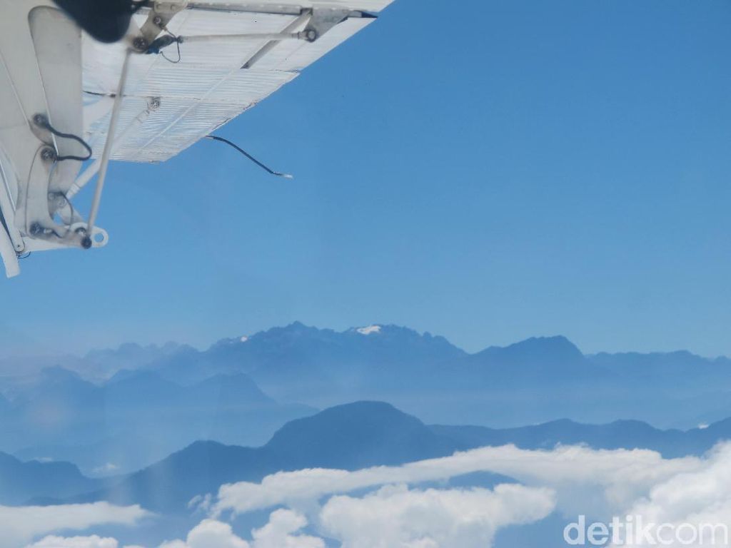 Ada Gunung Emas yang Tersembunyi Rapi di Papua Ada Gunung Emas yang Tersembunyi Rapi di Papua