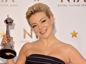 Kariernya Sukses, Artis Cantik Ini Pilih Pindah ke Desa untuk Beternak