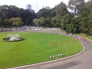 Melihat Sisi Istana Merdeka Vietnam Melihat Sisi Istana Merdeka Vietnam