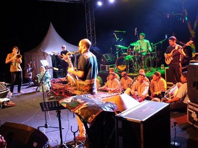 Saat Jazz Dikawinkan dengan Calung Banyumasan