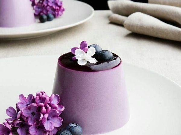 Nyam! Cantiknya Puding Taro yang Creamy dan Legit