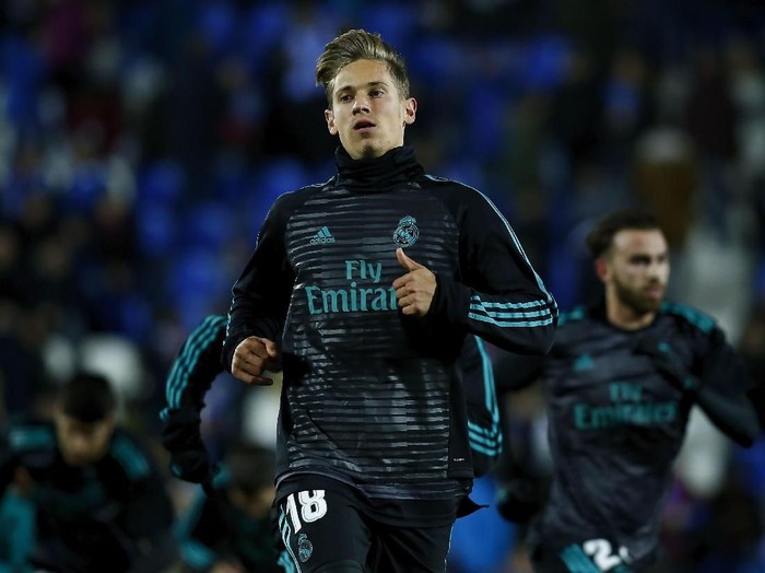 LEGANES, SPAIN - JANUARY 18: Marcos Llorente of Real Madrid CF in action during his warming-up session before the Copa del Rey quarter final first leg match between Real Madrid CF and Club Deportivo Leganes at Estadio Municipal de Butarque on January 18, 2018 in Leganes, Spain.  (Photo by Gonzalo Arroyo Moreno/Getty Images)
