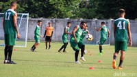 Setelah berlibur dua hari, Persebaya menggeber latihan lagi pada Kamis (22/11/2018).