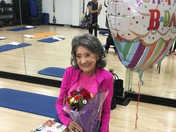 Ini Mantan Model yang Jadi Pelatih Yoga Tertua di Usia 100 Tahun