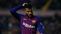 Rafinha diperkirakan akan meninggalkan klub, tetapi kepergiannya tidak akan membawa keuntungan besar ke Barcelona. Cederanya yang panjang membuatnya sulit bagi calon pembeli untuk berinvestasi padanya. (Foto: Gonzalo Arroyo Moreno/Getty Images)