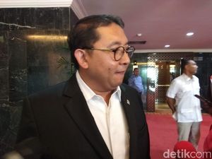 Fadli Minta Polisi Cek Kebenaran Video Habib Bahar Aniaya 2 Remaja Fadli Minta Polisi Cek Kebenaran Video Habib Bahar Aniaya 2 Remaja