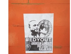 Jabatan ganda Edy Rahmayadi menjadi soritan terus-menerus. Dia dinilai enggak fokus menangani sepakbola Indoensia hingga prestasi Timnas pun melorot. (Twitter)