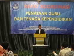 Heboh Usul Gaji Guru Rp 20 Juta, Mendikbud Fokus ke Honorer