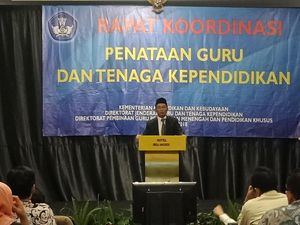 Heboh Usul Gaji Guru Rp 20 Juta, Mendikbud Fokus ke Honorer Heboh Usul Gaji Guru Rp 20 Juta, Mendikbud Fokus ke Honorer