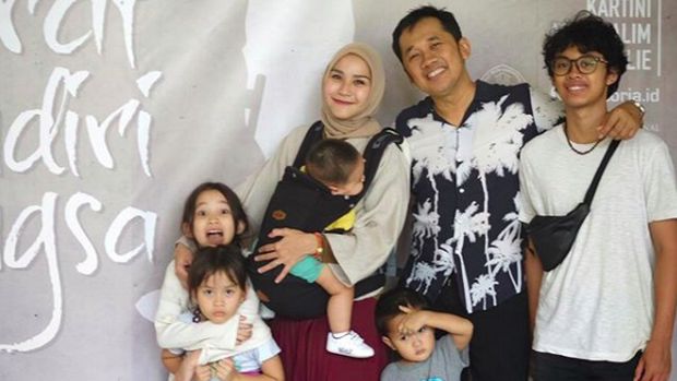 Curhat Zaskia Adya Mecca yang Tak Ingin Memanjakan Anak