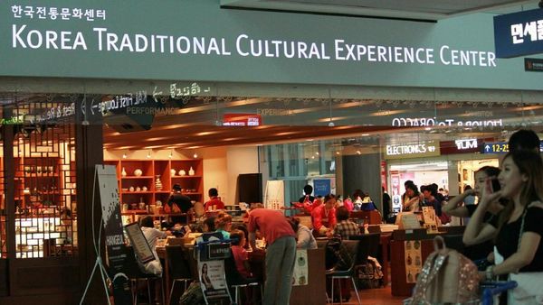 Foto: 7 Bandara dengan Paket Tur Gratis