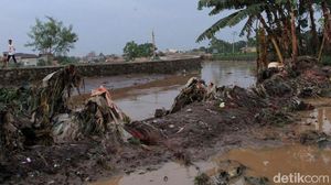 Begini Kerusakan Akibat Tanggul Jebol di Cidurian Bandung