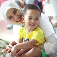 Quality Time Seru ala Zaskia Adya Mecca dan Keempat Anaknya