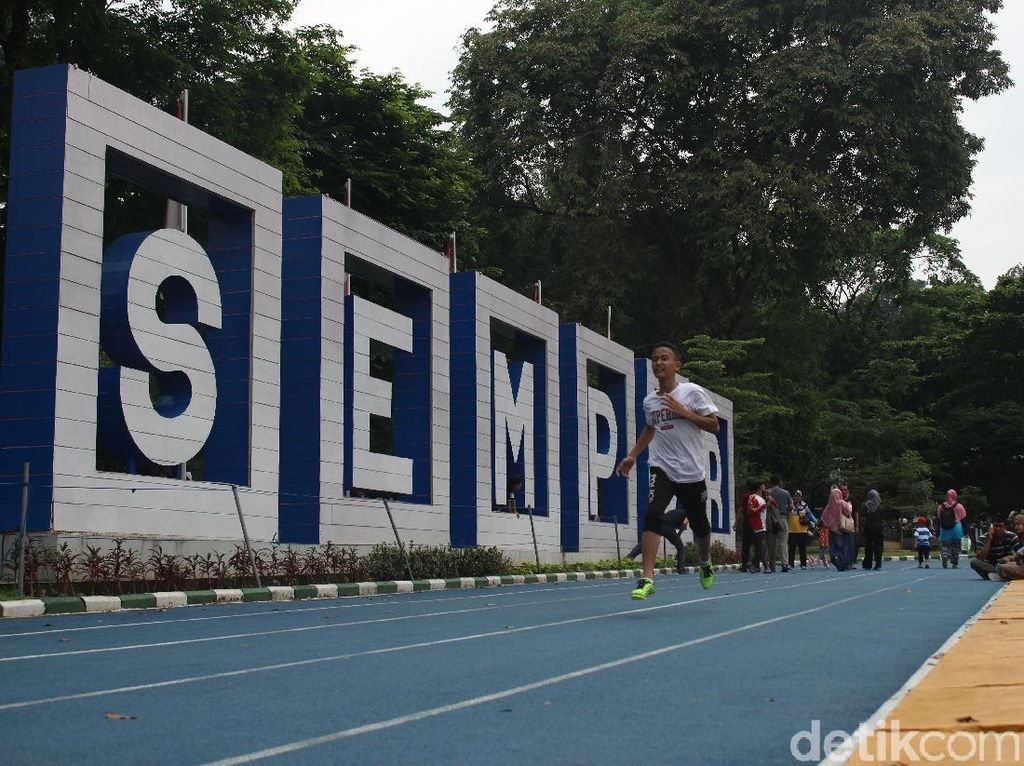 Mandi Keringat di Lapangan Sempur, Jogging Track Paling Hits di Kota Bogor