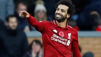 Ada di posisi teratas adalah Mohamed Salah. Penyerang Liverpool ini tampil luar biasa sepanjang 2018 dengan jadi top skorer Premier League lewat 32 gol. Perannya makin penting dalam melajukan Liverpool ke puncak klasemen. Tahun ini, Salah bikin 26 gol dan 10 assist. (Russell Cheyne/REUTERS)