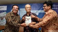 Merawat Kewarasan Publik Melalui Buku Terbaru Buya Maarif