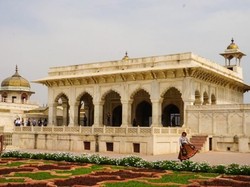 Menjelajahi Agra 1 Hari, Ini Tempat Serunya