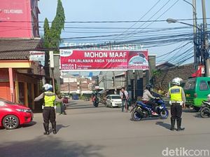 Ada Wisuda, Pengendara Diimbau Hindari Bojongsoang Bandung