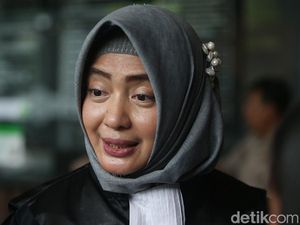 Dugaan Penyerangan Preman Bikin Eks Anggota DPR Wa Ode Dipolisikan Dugaan Penyerangan Preman Bikin Eks Anggota DPR Wa Ode Dipolisikan