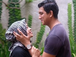 Suami Tantri Kotak Idap Ambeien Stadium 3, Berakhir Dioperasi