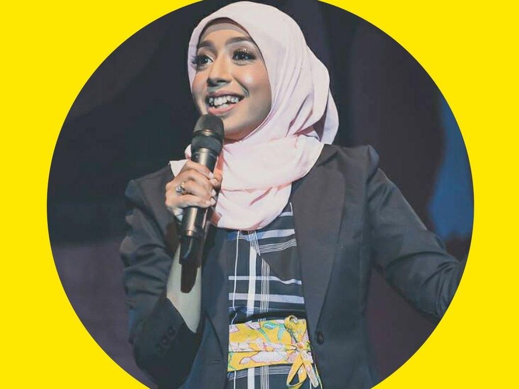 Komika Berhijab Ini Jadi Satu-Satunya Wanita Indonesia di BBC 100 Woman Komika Berhijab Ini Jadi Satu-Satunya Wanita Indonesia di BBC 100 Woman