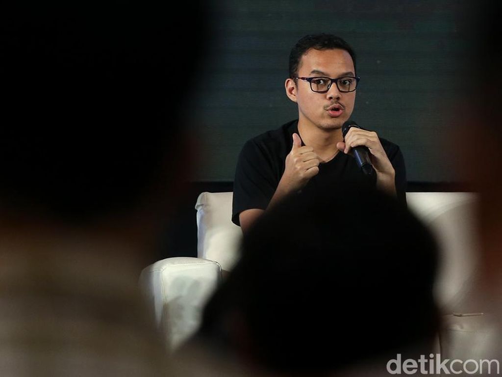 Bos Kitabisa Komentari Donasi Nikah Ratusan Juta Bos Kitabisa Komentari Donasi Nikah Ratusan Juta