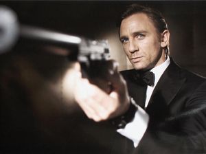 Daniel Craig Depresi karena James Bond, Hugh Jackman Jadi Penyelamat Daniel Craig Depresi karena James Bond, Hugh Jackman Jadi Penyelamat