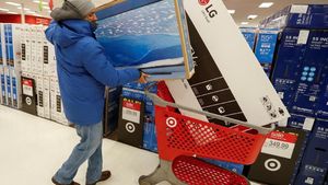 Orang Amerika Tumpah Ruah Berburu Diskonan Black Friday