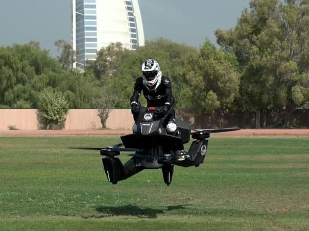 Motor Terbang untuk Patroli Polisi Dubai