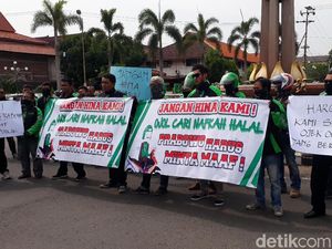 Kecewa pada Pernyataan Prabowo, Ojol di Tuban Unjuk Rasa