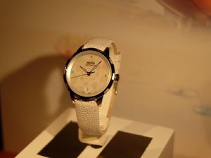 Beli Jam Tangan Wanita Rainflower Bisa Pilih Desain Sendiri