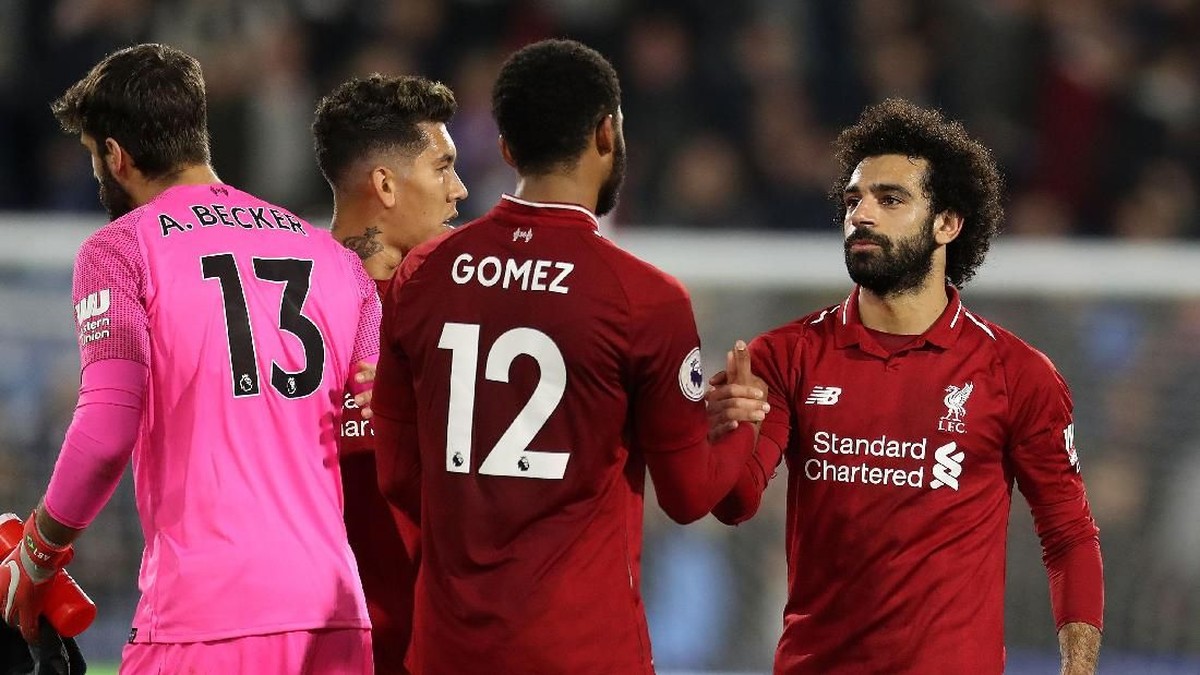 Joe Gomez yakin Liverpool bisa melewati jadwal padat di akhir tahun (Mark Robinson/Getty Images)