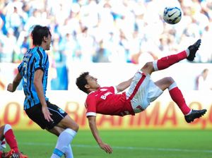 Video Ribut-ribut Derby Brasil, 8 Pemain Kartu Merah