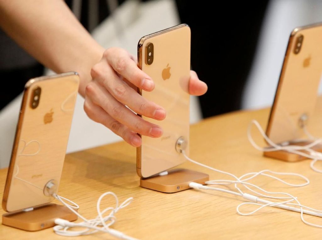 Made in China, iPhone Diintai Bahaya Made in China, iPhone Diintai Bahaya
