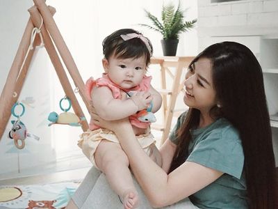 7 Momen Hangat Franda Saat Bonding Time dengan Putrinya