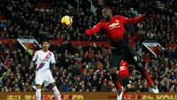 Dengan hasil ini, MU sudah puasa kemenangan di dua pertandingan terakhirnya. Sebelumnya, Setan Merah dibekap sang rival sekota Manchester City 1-3 sebelum jeda internasional. REUTERS/Andrew Yates.