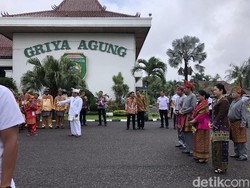Jokowi Diberi Gelar Rajo Balaq Mangku Nagara, Iriana Ratu Indoman
