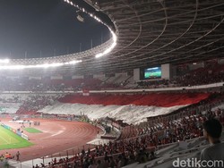 Tak Hanya Dukung Timnas, Puluhan Ribu Suporter Juga Minta Edy Out
