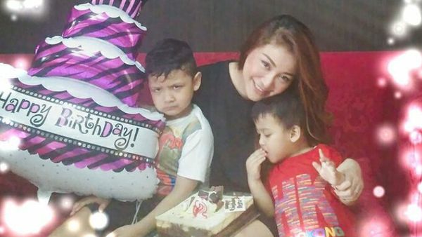 Momen Bahagia Virnie Ismail dan Anaknya yang Jarang Terekspos
