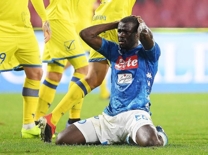 Pemain belakang Napoli, Kalidou Koulibaly. (Foto: Francesco Pecoraro/Getty Images) Pemain belakang Napoli, Kalidou Koulibaly. (Foto: Francesco Pecoraro/Getty Images)