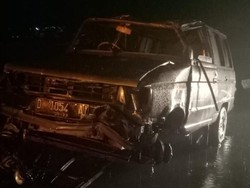 Mobil Terbalik di Tol Padaleunyi, Pengemudi Luka Berat
