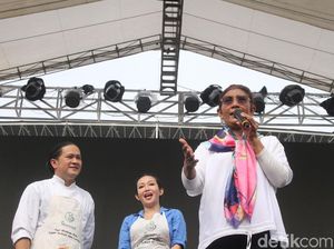 Susi Promosi Tas Daur Ulang Pencegah Sampah Plastik