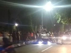 Kecelakaan Tunggal Mobil Terjadi di Cempaka Putih