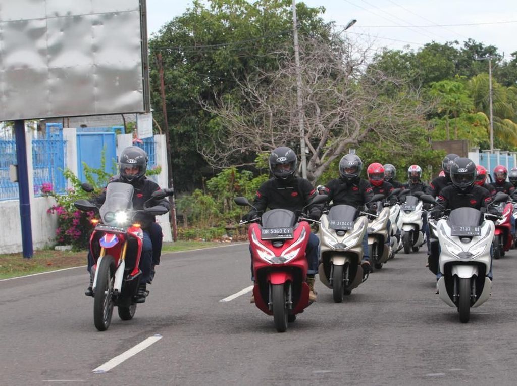 5 Tips Cari Aman Naik Motor saat Puasa 5 Tips Cari Aman Naik Motor saat Puasa