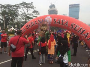 Memeluk Pengidap AIDS di CFD