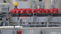 Mengintip Cara Bikin Pelumas Oli di Pabrik Pertamina