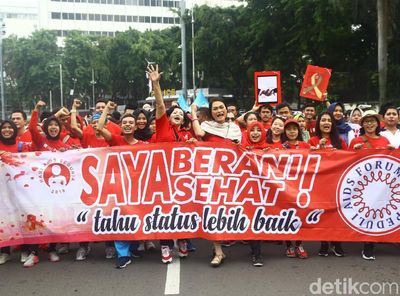 Momen Peringatan Hari AIDS Sedunia di CFD Jakarta