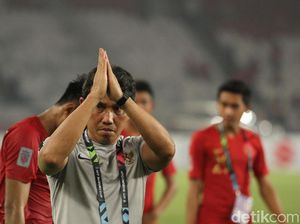Timnas Indonesia: Junior Moncer, Senior Hancur Lebur Timnas Indonesia: Junior Moncer, Senior Hancur Lebur