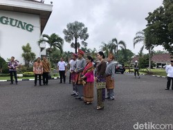 Dapat Gelar Adat Komering, Jokowi: Kebudayaan Nusantara Sangat Kaya